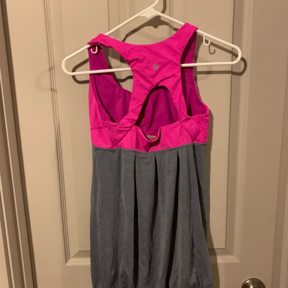 Lululemon tank tops for women, 8